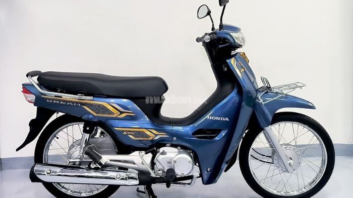 Honda Dream, mẫu xe số huyền thoại, đã gắn bó với nhiều thế hệ người Việt từ trước đến nay.