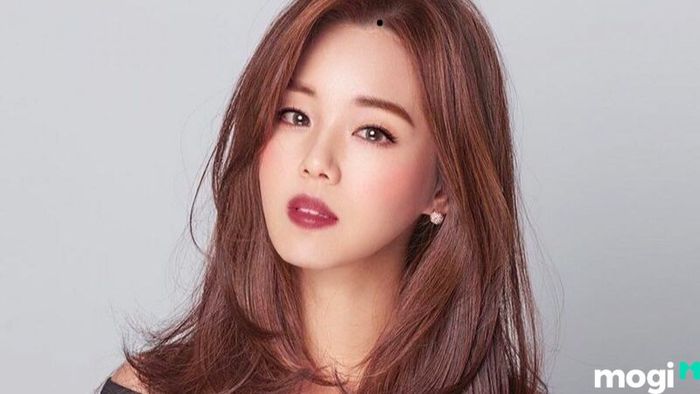 Nốt ruồi phú quý trong tóc