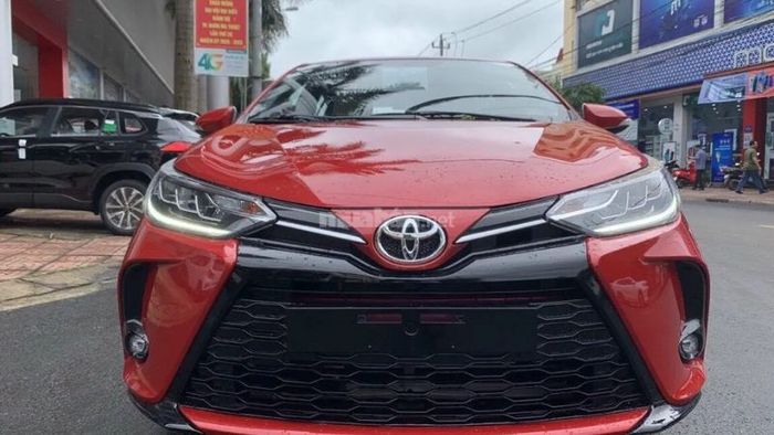 Giá xe Toyota Yaris hiện nay