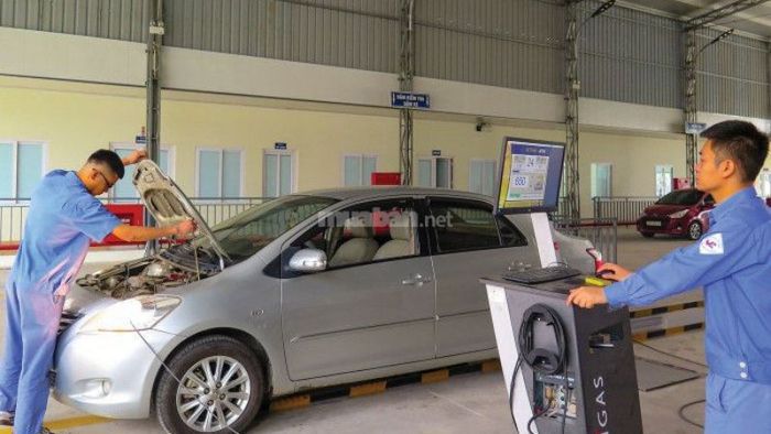 Tìm hiểu về chu kỳ gia hạn đăng kiểm xe ô tô và các loại phương tiện vận chuyển