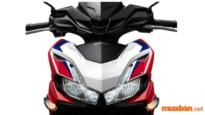Honda Winner X 2024 vẫn giữ vững phong cách thiết kế mạnh mẽ và nam tính,