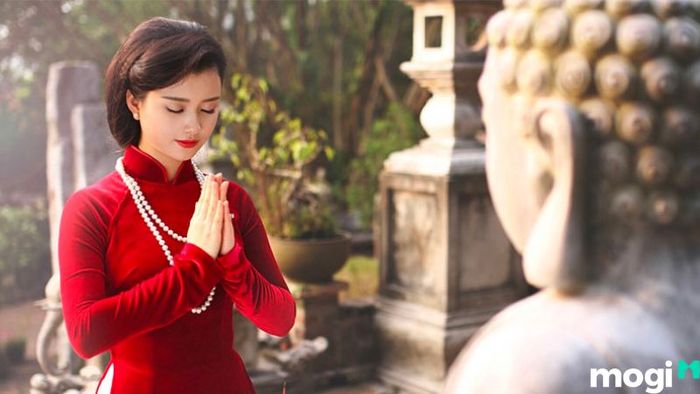 Việc cho mượn tuổi là một hành động thiện nguyện, giúp tích đức cho bản thân và gia đình.
