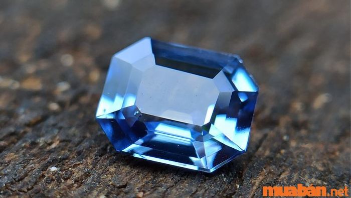 Đá Sapphire màu xanh dương