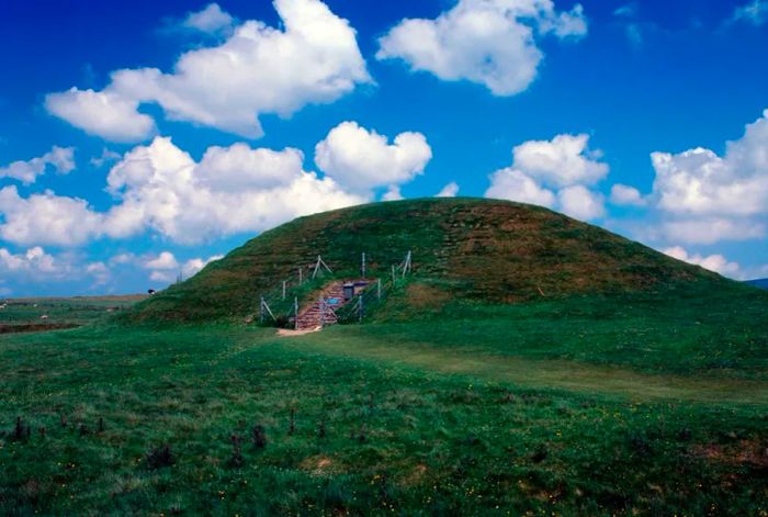 Rachael and Anthony had an unexpected reunion at Maeshowe, the Neolithic chambered cairn on Orkney.