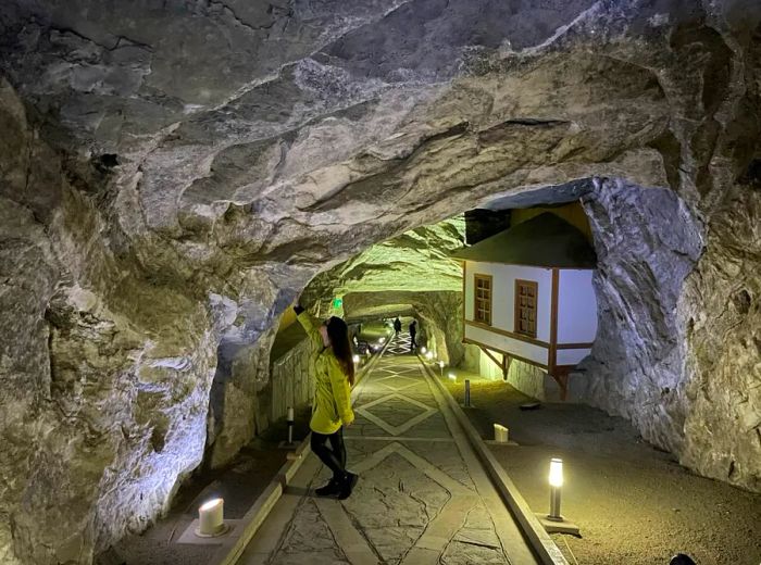 The salt walls are approximately 27 feet thick.