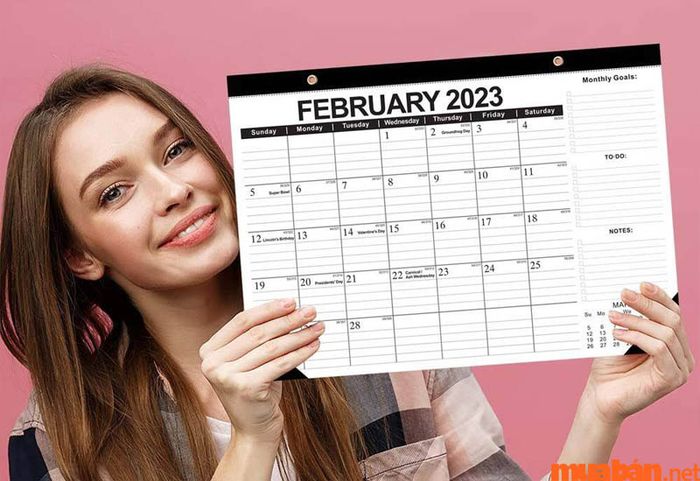 Bạn có thể tham khảo các ngày tốt chuyển nhà 2023 trên lịch Vạn Niên