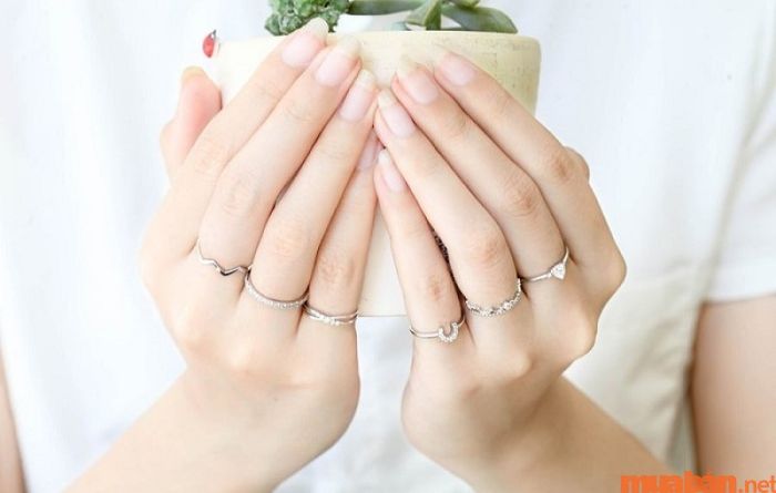 Hình ảnh bàn tay búp măng đẹp - Mẫu 6
