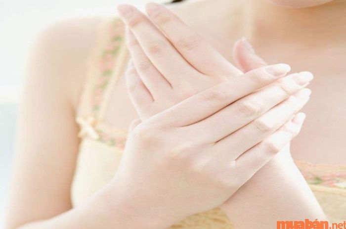 Hình ảnh bàn tay búp măng đẹp - Mẫu 7
