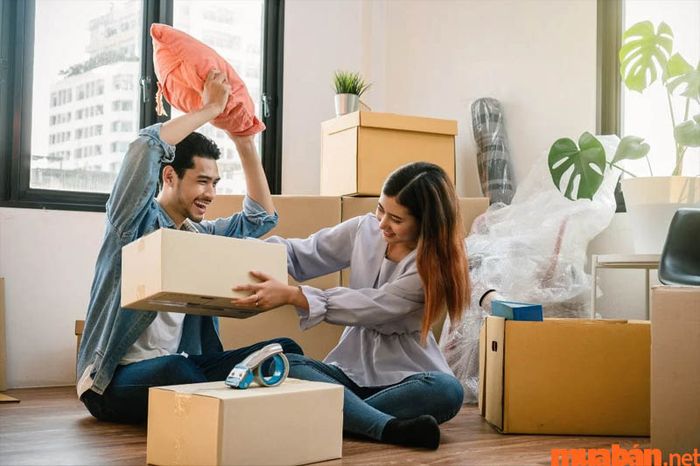 Hãy chuẩn bị thật kỹ càng để việc chuyển phòng trọ diễn ra nhanh chóng và thuận lợi.