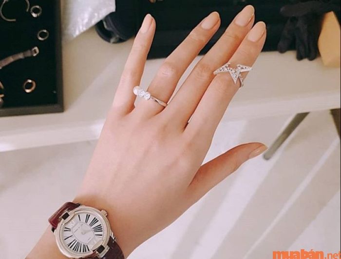 Hình ảnh bàn tay búp măng đẹp – Mẫu 8