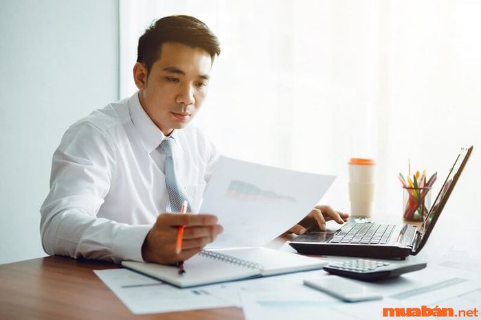 1985 hợp với tuổi nào?