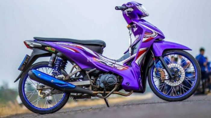Wave Alpha độ với sắc màu tươi mới, nổi bật và đầy ấn tượng