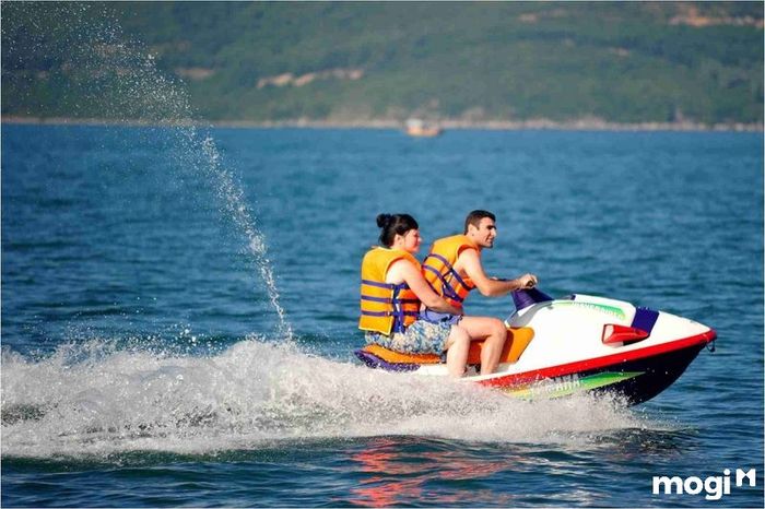 Moto nước