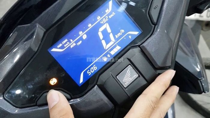 Hướng dẫn chỉnh sửa đồng hồ khi xe Air Blade bị lệch giờ - Nguồn: Internet