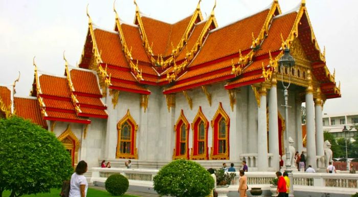 The marble used to build Wat Benchamabophit in Bangkok was sourced from Carrara, Italy.