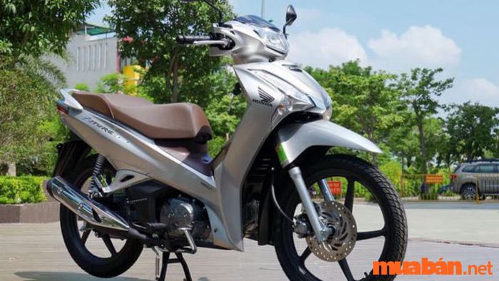 Thông tin về thông số kỹ thuật và dung tích bình xăng của xe Future 125