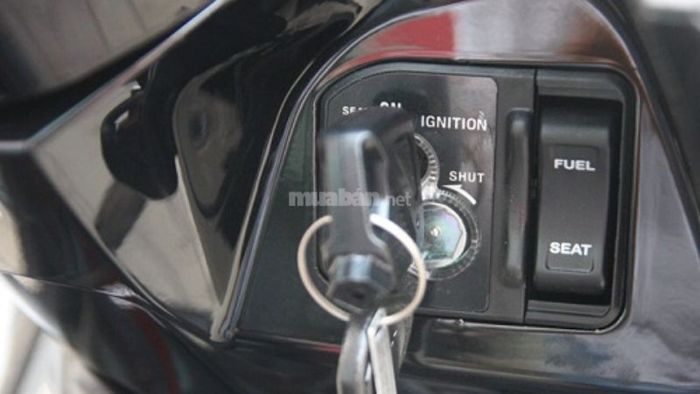 Cơ chế hoạt động và chức năng của ổ khoá xe máy