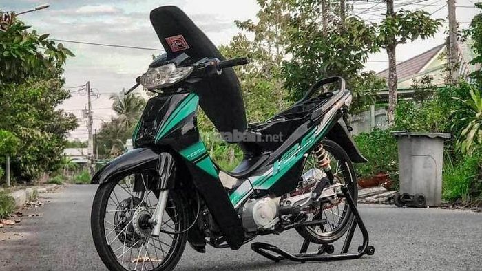Yên xe chất lượng cho Wave Alpha, không chỉ đẹp mà còn đảm bảo sự thoải mái tối đa khi di chuyển lâu dài.
