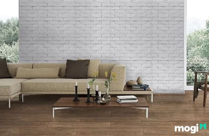 Gạch ốp màu trắng kết hợp cùng gạch nền giả gỗ màu nâu trầm là một lựa chọn tuyệt vời để tạo điểm nhấn cho không gian theo phong cách Scandinavia.