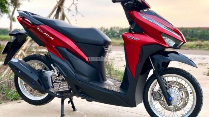 Xe Vario 125 độ kiểng màu đỏ cá tính, nổi bật và mạnh mẽ