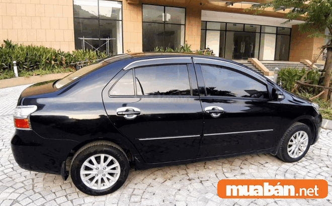 Mua xe Vios cũ với giá khoảng 300 triệu là một sự lựa chọn hợp lý cho gia đình bạn.