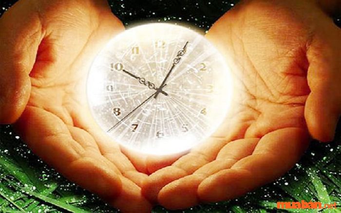 Ứng dụng Can Chi để xác định khoảng thời gian trong ngày.