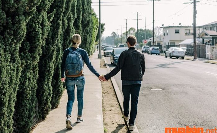 Cùng nhau đi du lịch để làm mới tình cảm và tạo sự gắn kết.
