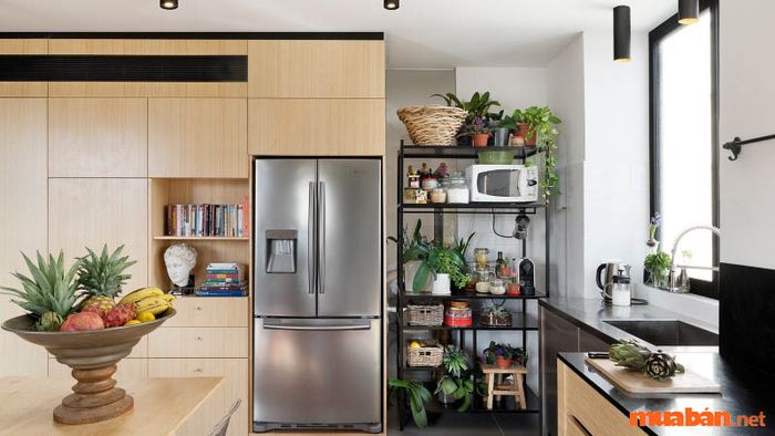 Nên giữ khoảng cách ít nhất nửa mét giữa bếp và tủ lạnh để tránh ảnh hưởng phong thủy.