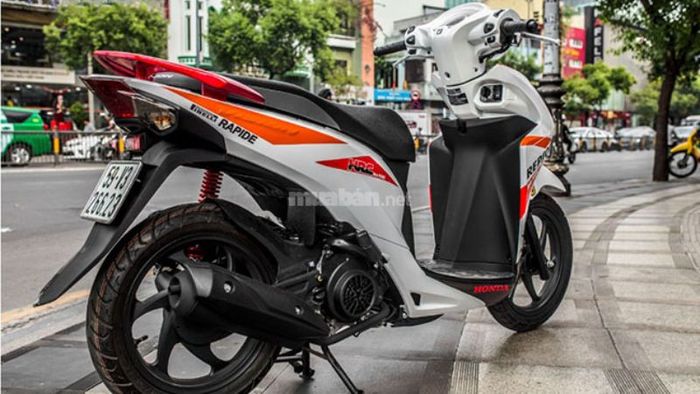 Dán decal xe Vision có mức giá như thế nào?