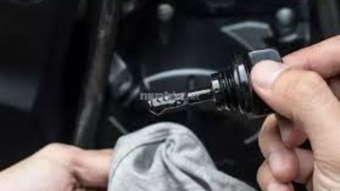 hướng dẫn thay nhớt xe tay ga Air Blade