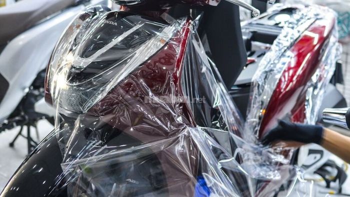 Dán decal cho xe Vision có mức giá bao nhiêu?