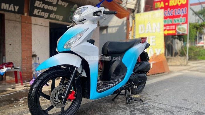 Chi phí dán decal cho xe Vision là bao nhiêu?