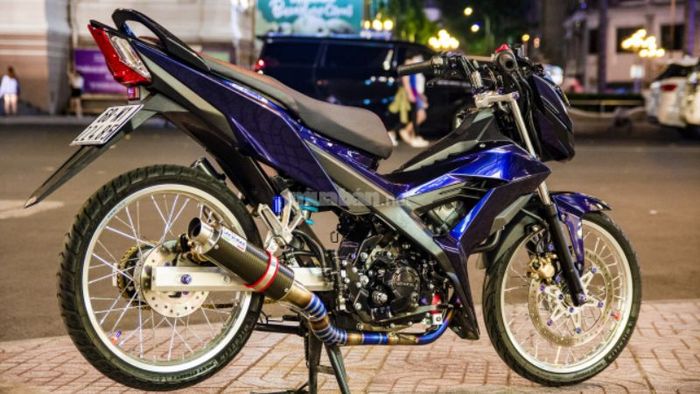 Xe Sonic độ theo phong cách Stance đầy ấn tượng