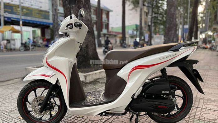 Dán decal cho xe Vision giá bao nhiêu?
