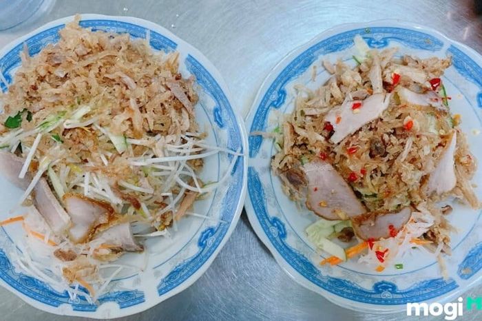 Bánh tằm bì nổi danh với hương vị thơm ngon tuyệt vời.