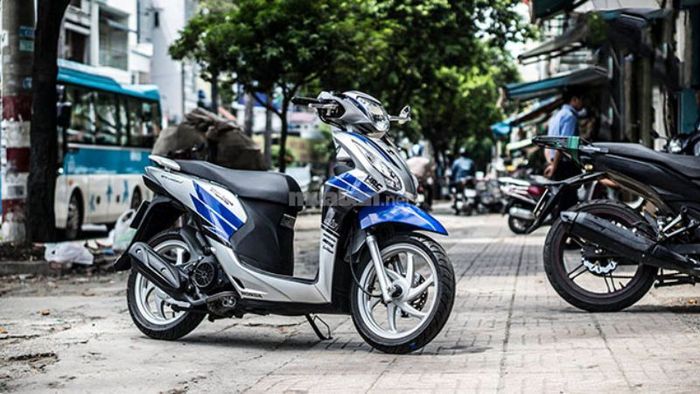 Dán decal xe Vision có mức giá như thế nào?