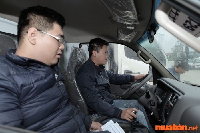 Lái xe tải đường dài