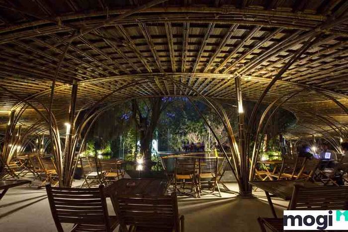 Chi phí xây dựng nhà tre thường không quá cao so với các công trình khác.