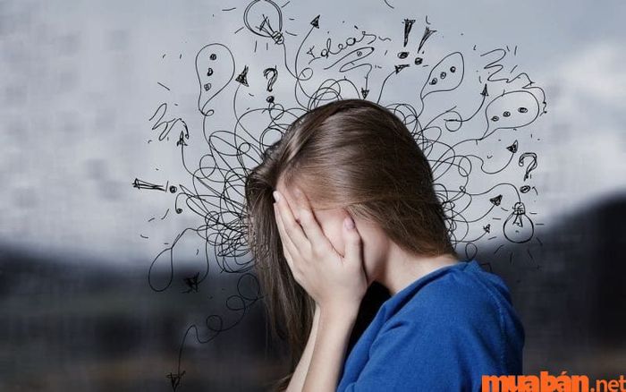 Người mang mệnh Sa Trung Thổ thường có tính cách không ổn định, thường xuyên mâu thuẫn trong lòng.