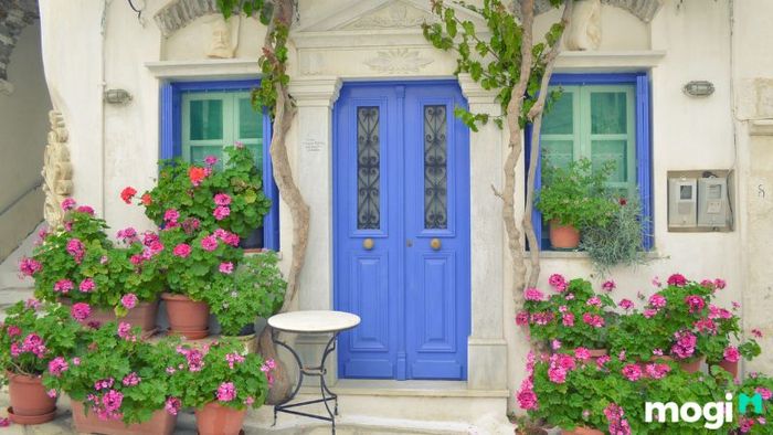 Thay đổi vị trí cửa chính của ngôi nhà