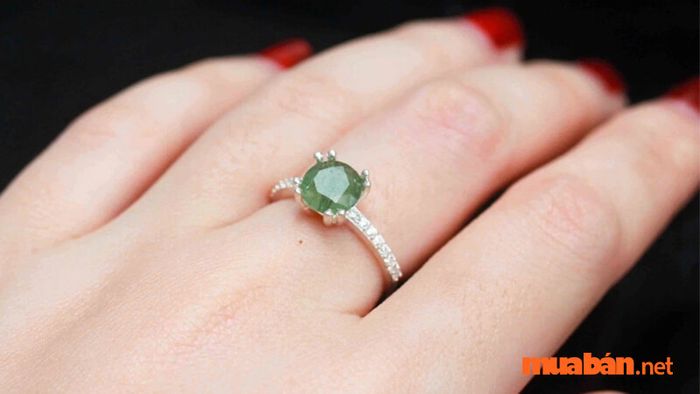 Loại đá này rất phù hợp với người mệnh Mộc và mệnh Hỏa