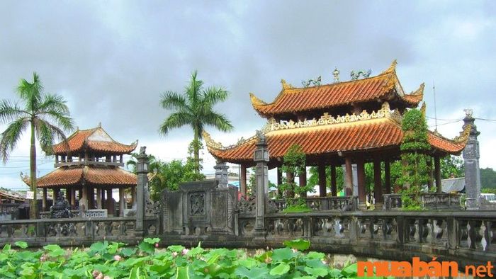 Khám phá khu di tích Phủ Dầy tại Nam Định, nơi lưu giữ giá trị văn hóa tâm linh sâu sắc