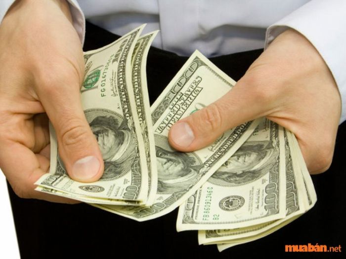 Mơ thấy mình đếm tiền