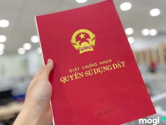 Mua Nhà Có Sổ Đỏ Hay Sổ Hồng: Lựa Chọn Nào Phù Hợp?