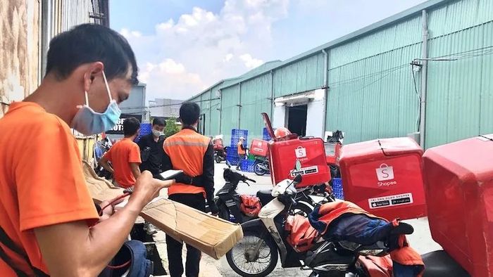 1 đơn hàng Shopee shipper sẽ được trả bao nhiêu tiền?