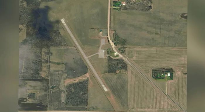 A satellite view of Piney-Pinecreek Border Airport.