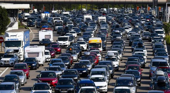 This year, French traffic experts predict a staggering 700 miles of traffic jams.