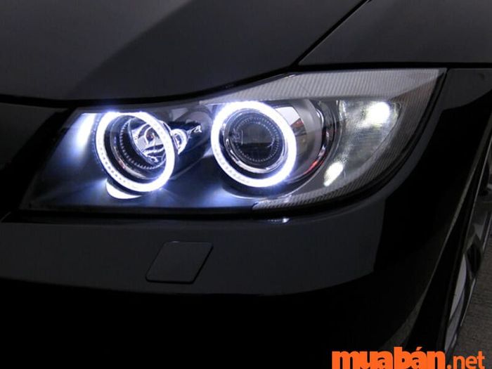 Đèn xenon là gì? Tìm hiểu về loại đèn này.