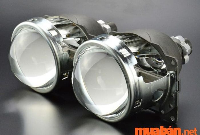 Chi phí lắp đặt đèn xenon ô tô