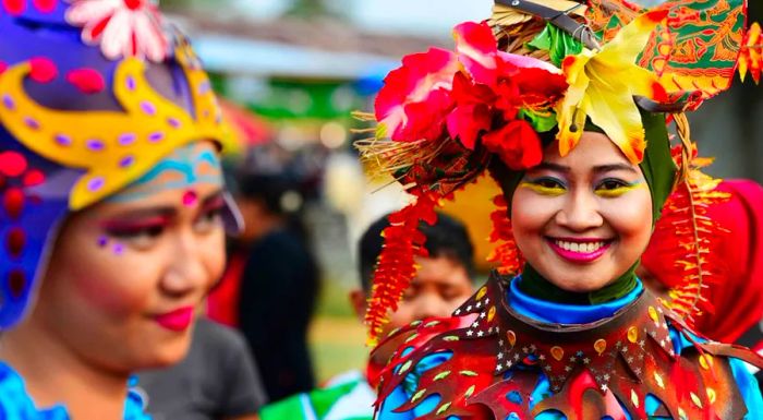 Sulawesi's Teluk Palu Festival is a vibrant spectacle, bursting with music, colour, and energy.